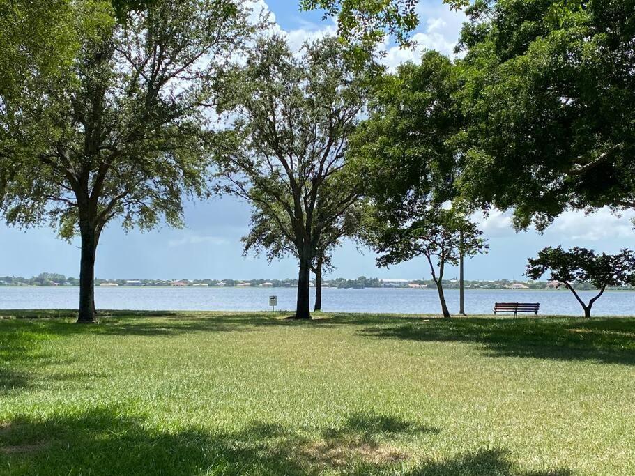 Private Townhouse With Courtyard And Covered Patio West Palm Beach Eksteriør bilde